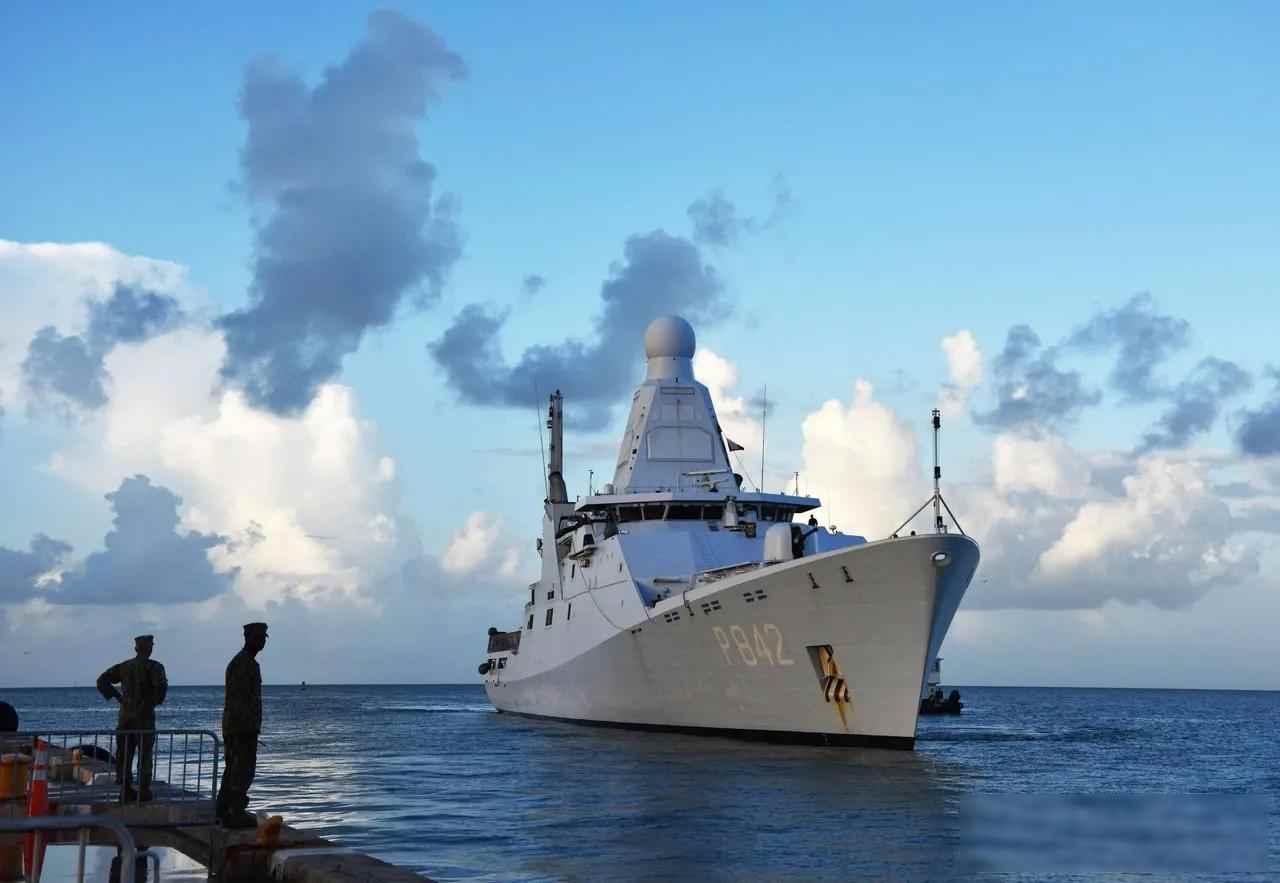 荷兰护卫舰闯西沙领海，中方没开炮只动了电子设备，这回真不一样了

5月28号，南