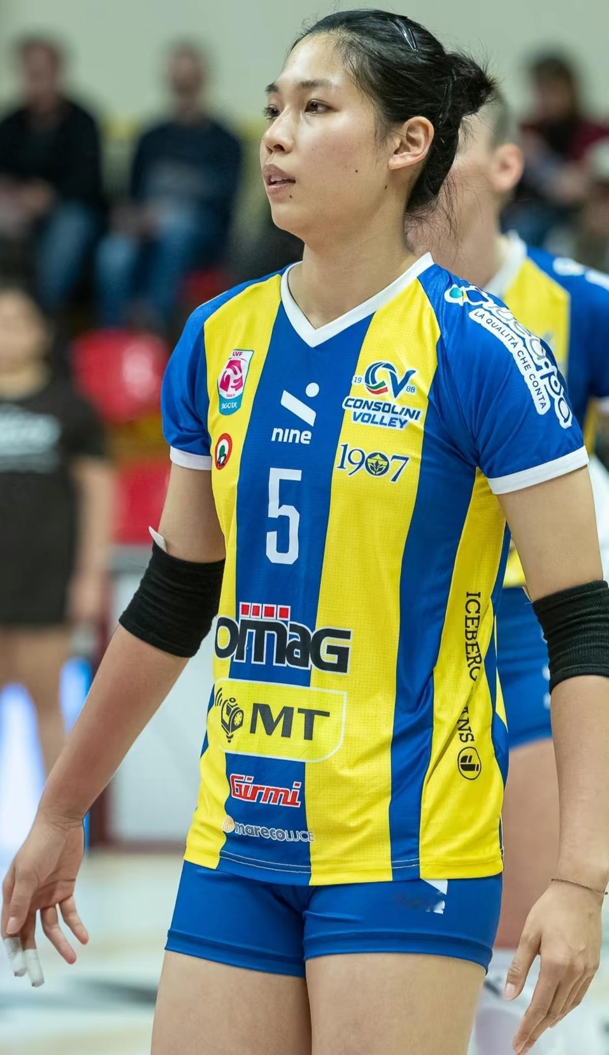 庄宇珊 中国女排主攻庄宇珊留洋首秀就就惊艳了世界！在昨天的意甲联赛圣乔瓦尼队与布