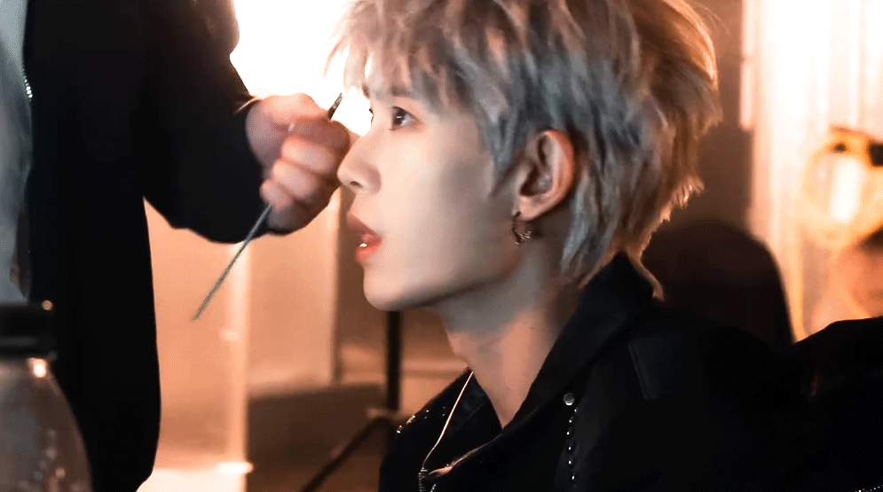 任嘉伦      🍀ℝ𝕁𝕃 "你的音乐让我感受到了生活的美好，我愿意和你一