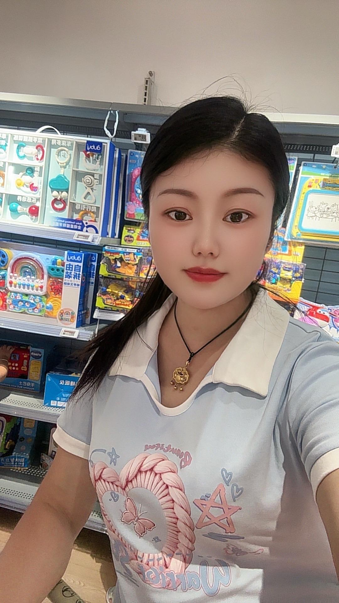 善良的人不是不想坏，是学不会坏，需要天赋，需要心硬。善良的人天生缺这根...