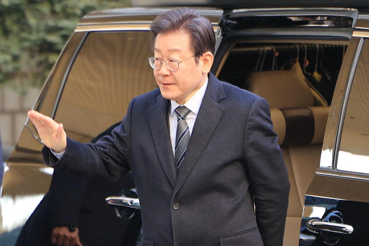 2026年5月20日，韩国总统李在明在青瓦台内阁会议上强硬表态，他一边怒斥以色列