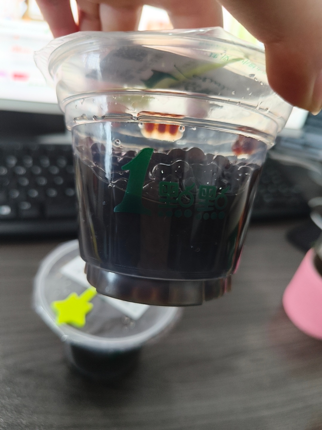 一点点小料分装这么多吗！第一次见这么多小料的😮 