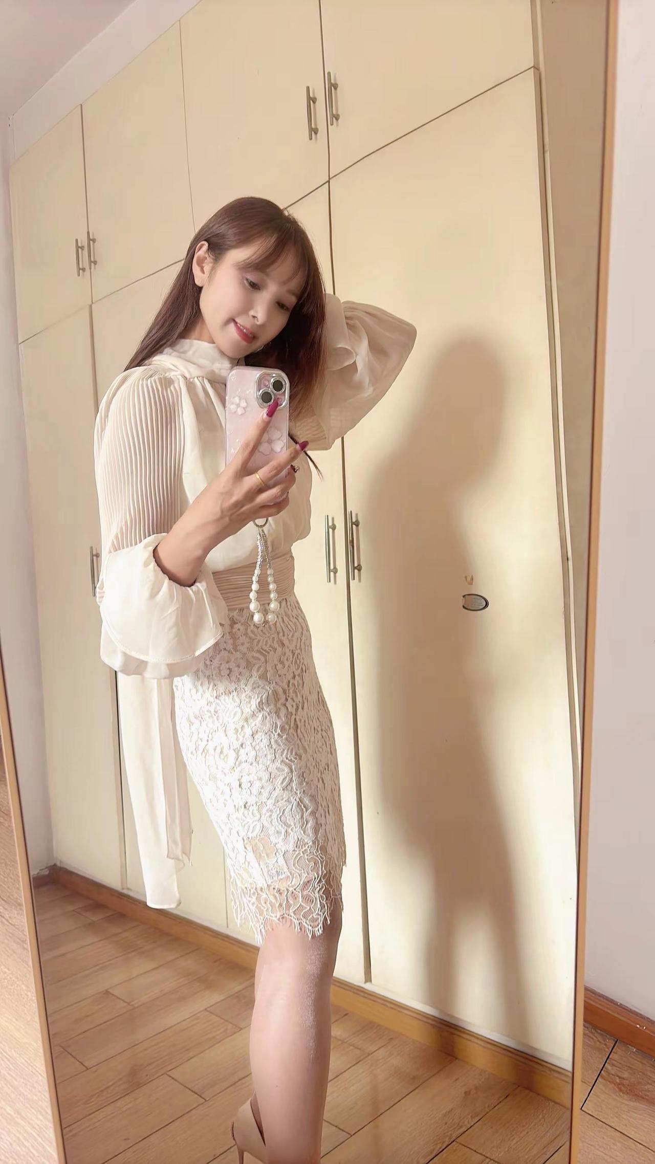 比起以前，我更喜欢现在的自己！88年属龙，一晃38岁，多了岁月的痕迹，却也多了通