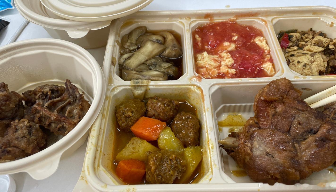 ～不好吃Z又出差了，要周五才可以回来[悲伤] ​​​