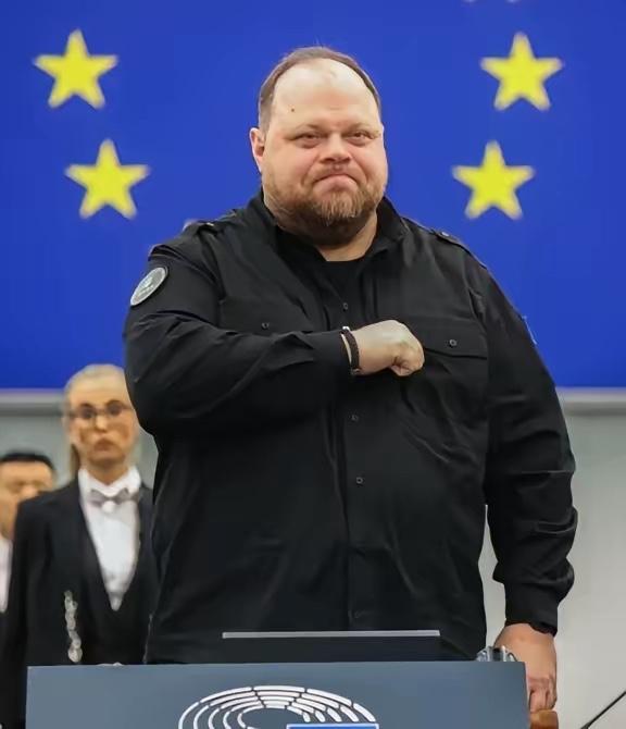 这太让人意外了！简直是石破天惊！就在全世界都以为和平谈判终于有了眉目时，基辅方面