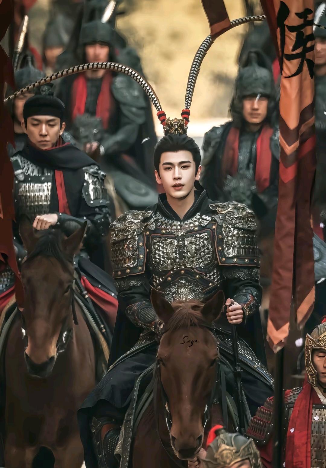 张凌赫都没想到，
他的粉丝，
这回算是把他坑了.

因为官媒账号批评张凌赫，
说