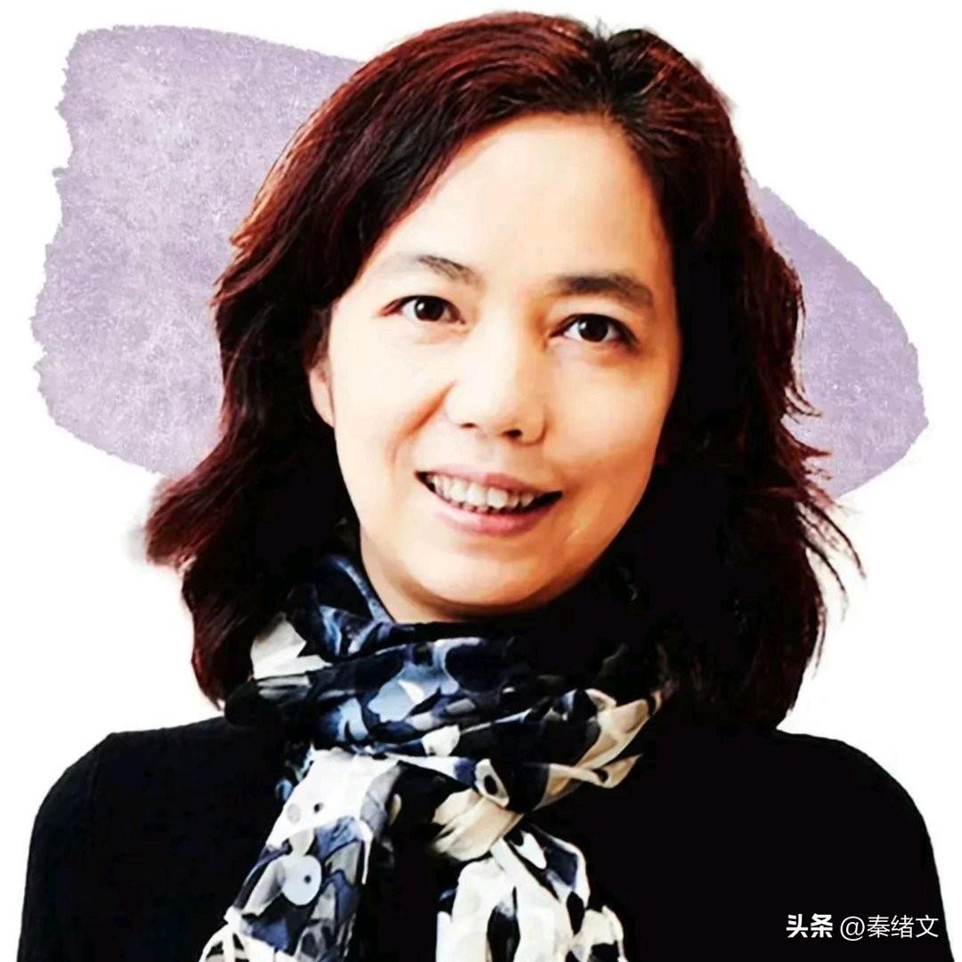 格局拉满！李飞飞回应AI教母称谓，拒绝极端威胁论太清醒
 
最近华裔女科学家李飞