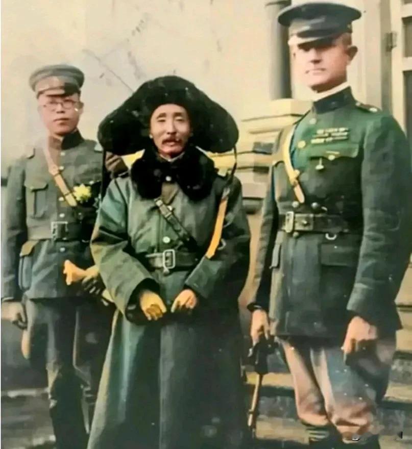 张作霖（1875-1928）是民国初期奉系军阀首领，人称“东北王”，其一生充满传