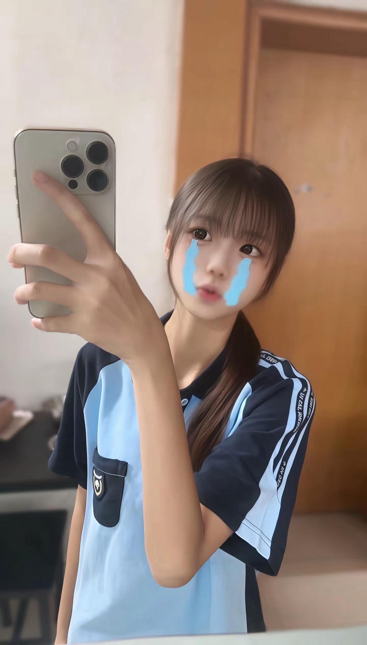好想成为你的宇宙而不是可有可无的星星