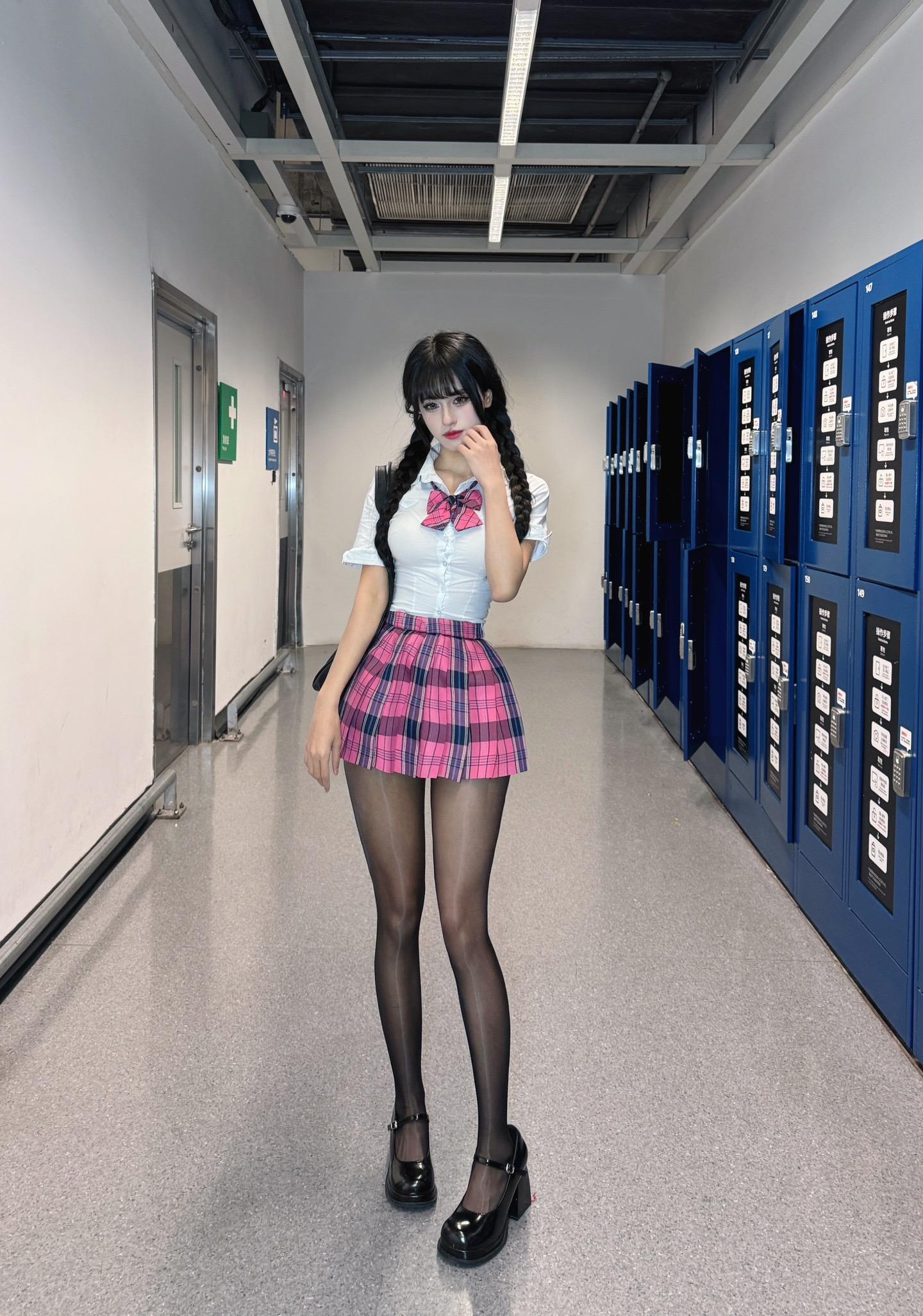 Baby我们的感情好像跳楼机。
