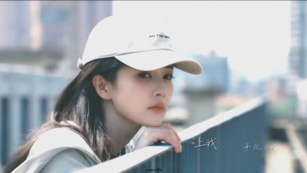 ·白鹿莫离 ·白鹿叶璃﻿ 我想睡觉了，今晚你来我梦里吧，好长时间不见了，有点想你