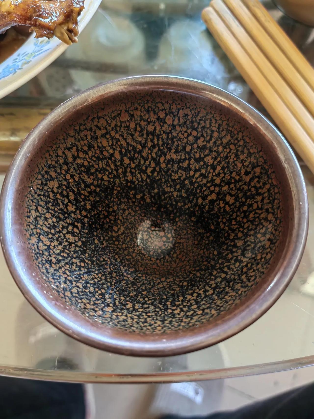 老物件有这种样子的是碗不是种花的。