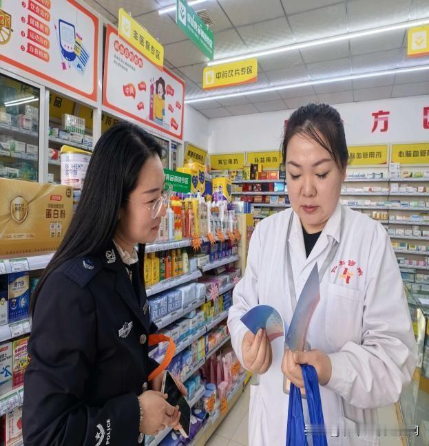 万柏林区神堂沟街道：送法入企进商铺 法治赋能优营商
 
近日，万柏林区神堂沟街道