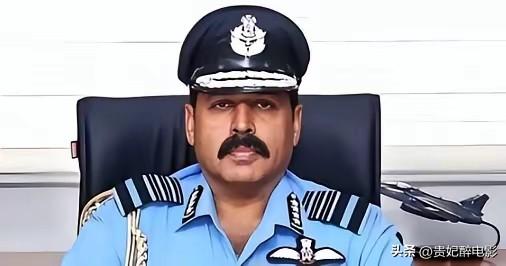 日前，有印度军官豪言：若中国收复台湾，印将吞并西藏和新疆。

放话的是个“网红”