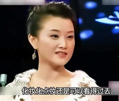 著名女高音歌唱家宋祖英同志很有自知之明，从不炫耀自己的身份和美貌。近日，在一场文