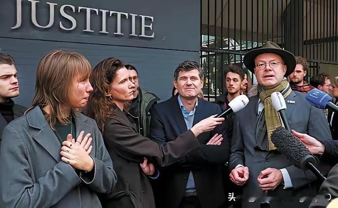 没想到没收中方资产闯这么大祸，荷兰部长紧急致函议会，情况开始逆转了！
10月14