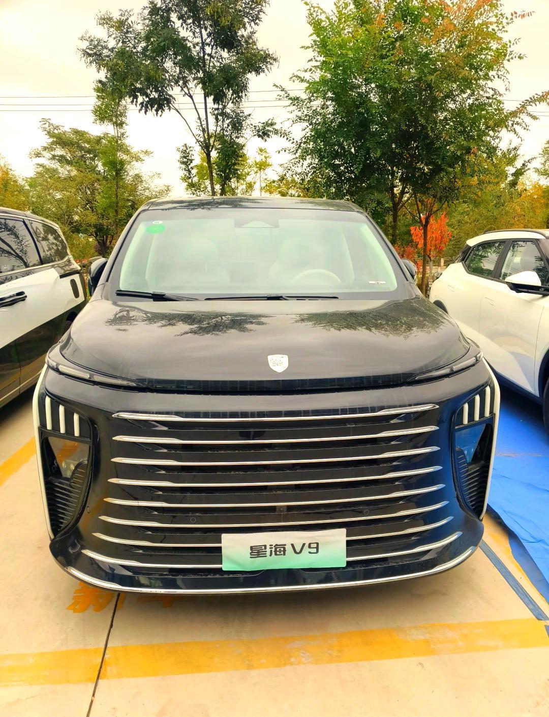 选星海V9做“过年搭子”，七大理由让你无法拒绝

02 舒适头等舱，长途出行不疲