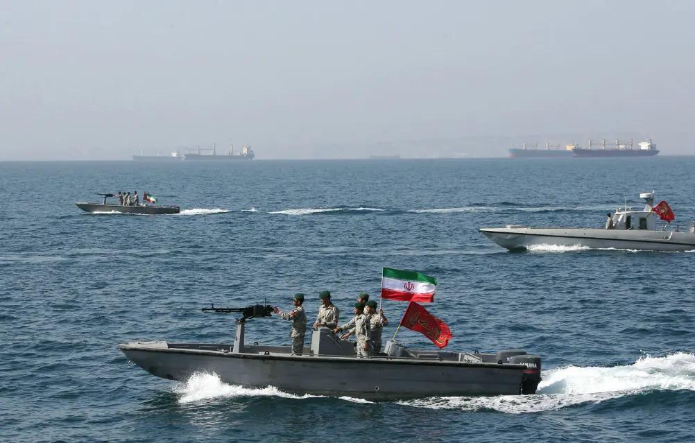 美国扣押中国油轮，中国为什么不立马扣押美国油轮？
美国在加勒比海扣押中国油轮实则