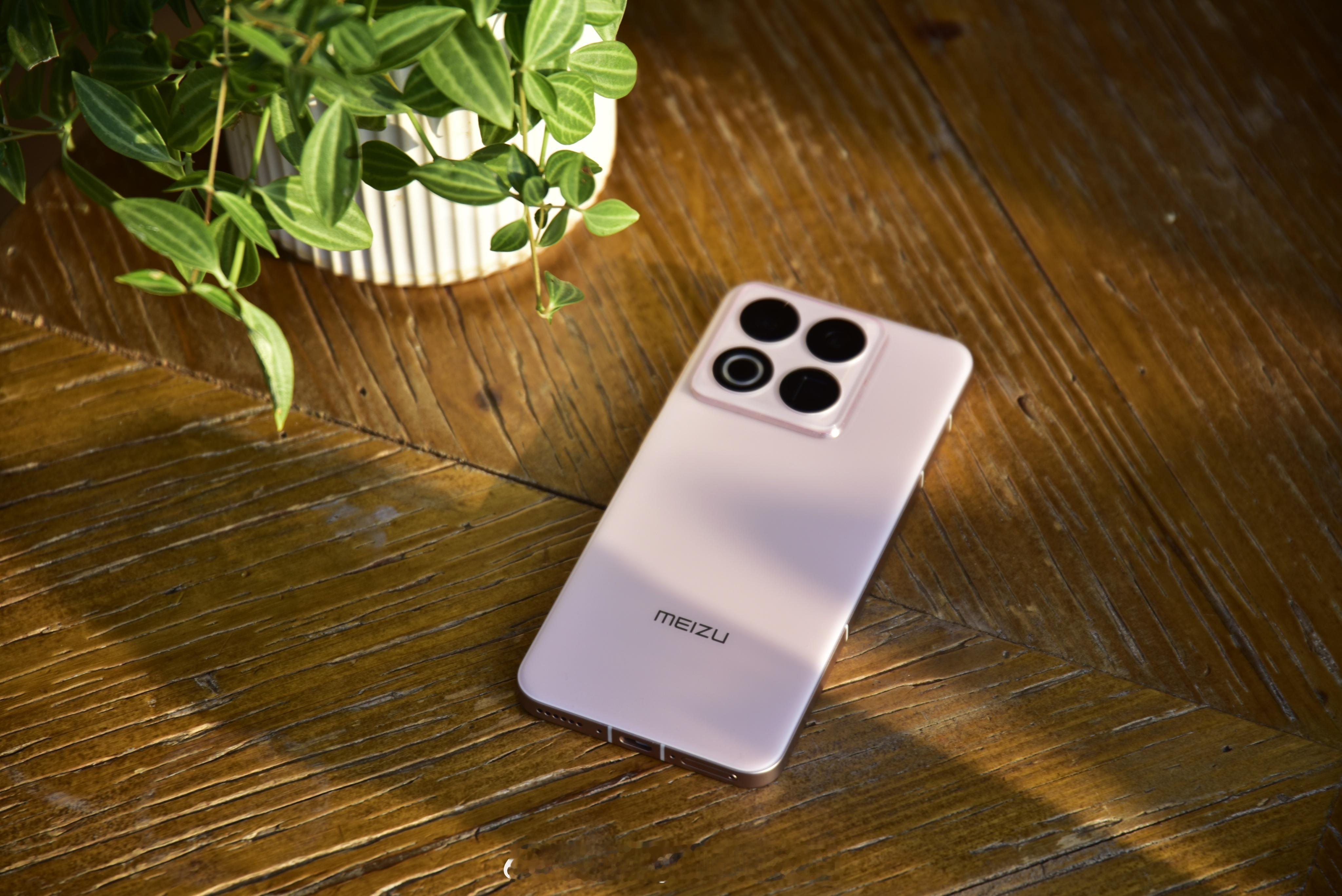 用魅族也十年了从16年第一部魅蓝note5开始那会小窗真的是独一档别人看到都说是