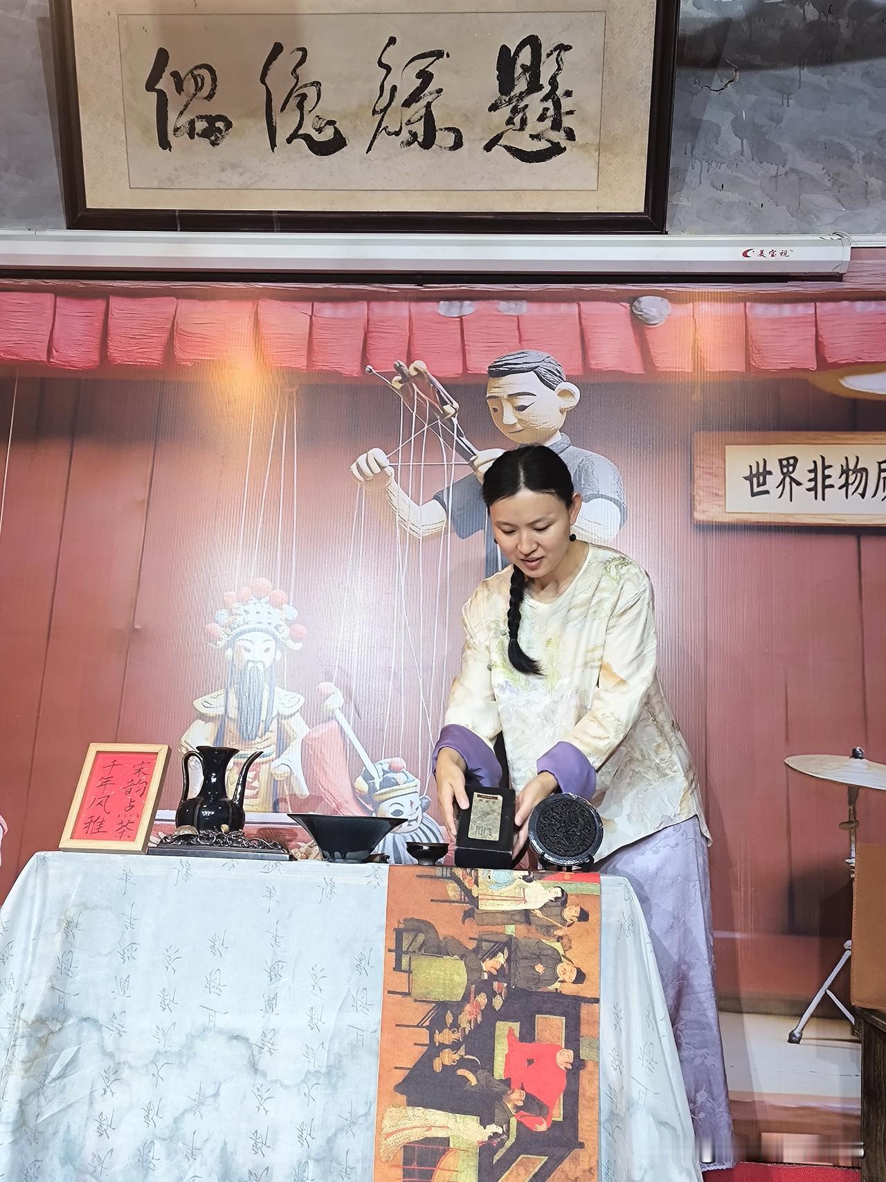一句话形容泉州泉州拥有众多的非物质文化遗产，让城市更有魅力和灵魂泉州的旅游 中国