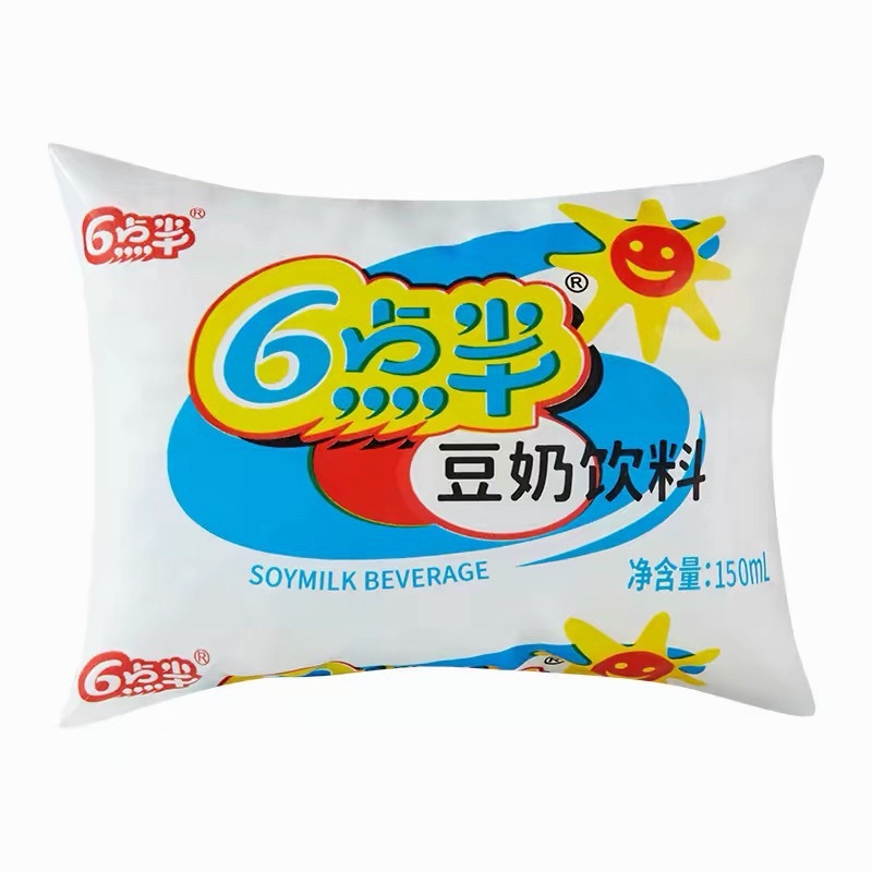 上次在桂林米粉店喝了这个6点半瓶装版，昨天在零食很忙发现有这个袋装的，怒买5袋只