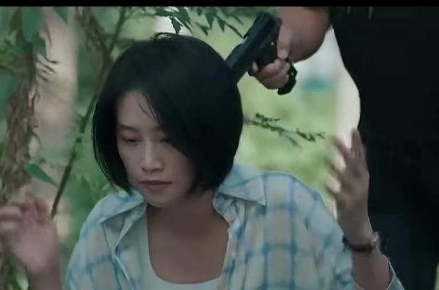 《兵自风中来》这几集，郭子剑和梁虹算是把“绝处逢生”演活了。梁虹跟陈晓珊测无人机