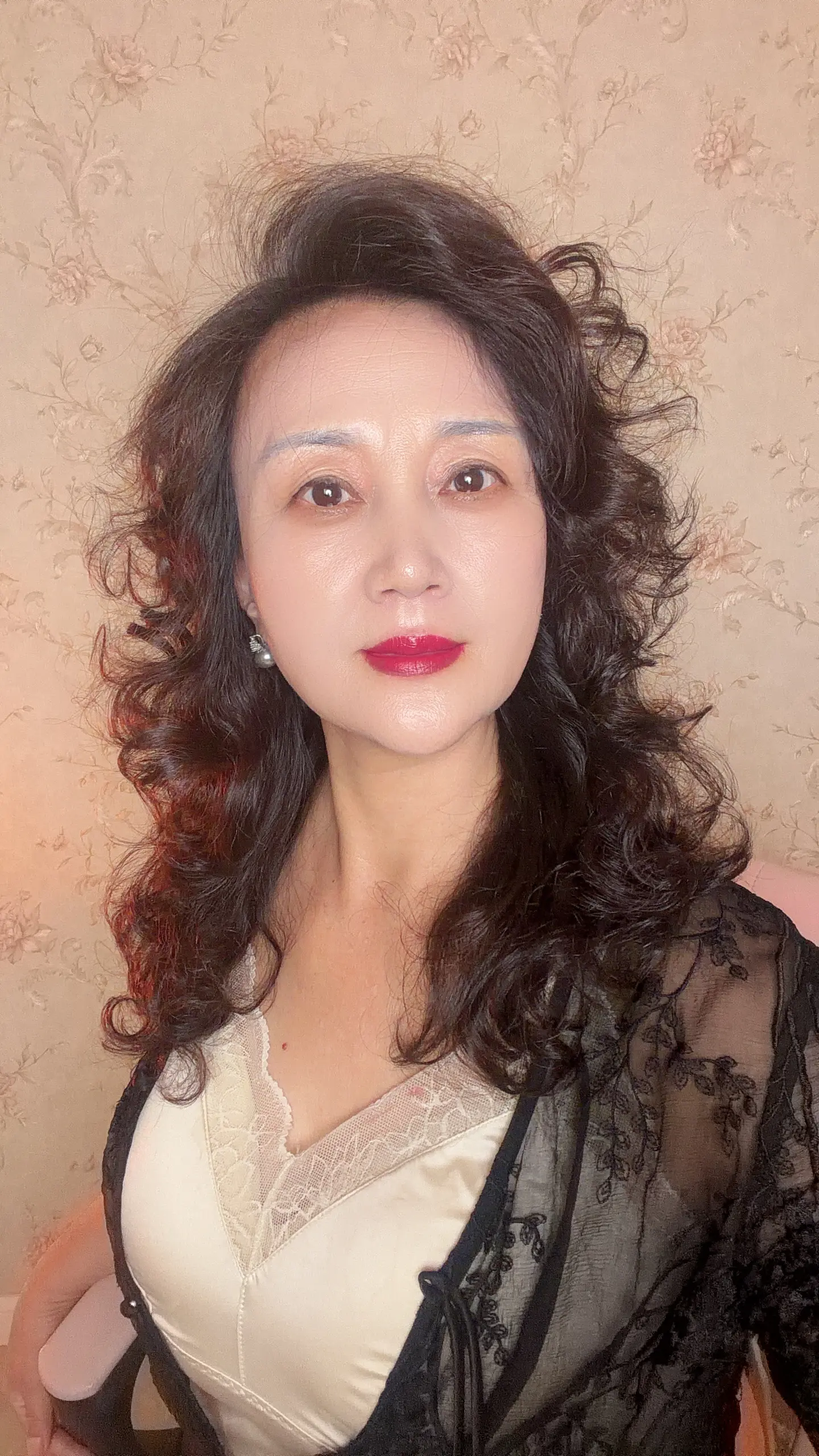 时光好不经用转眼已是半生 优雅到老做个阳光的女人