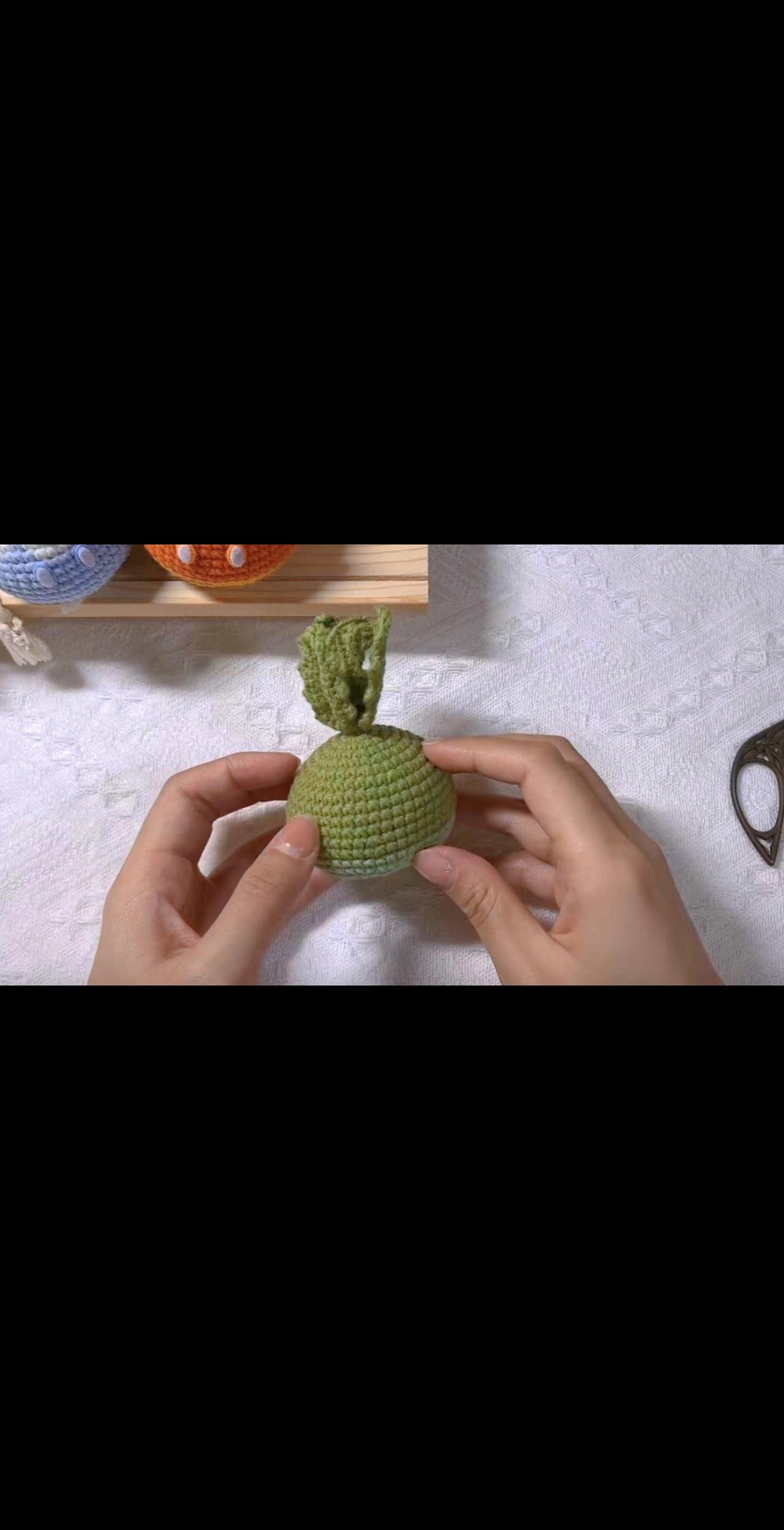 装叶子贴眼睛喽😄#手工diy #钩针编织 #让喜欢的事成为生活 #爱生活爱编织