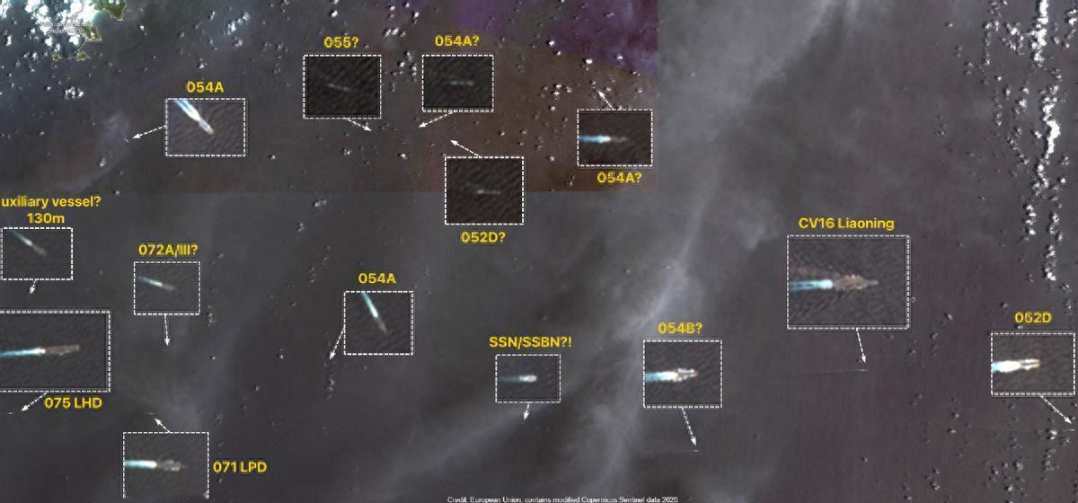 辽宁舰南下，14舰排开阵型，吨位超20万，美媒：解放军要干大事
-
二零二六年的