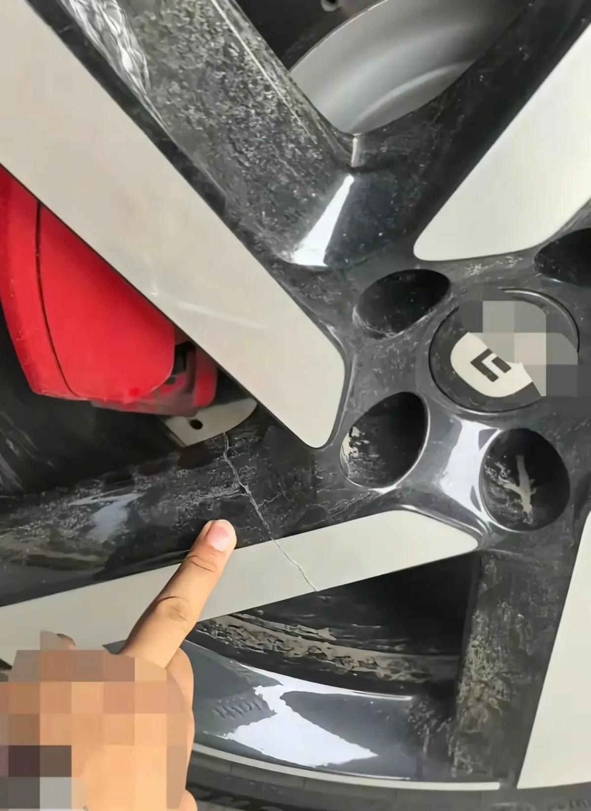 人家都说了 造车最难的是轮毂 这回信了吧[大笑][大笑]小米汽车 轮毂技术 轮毂