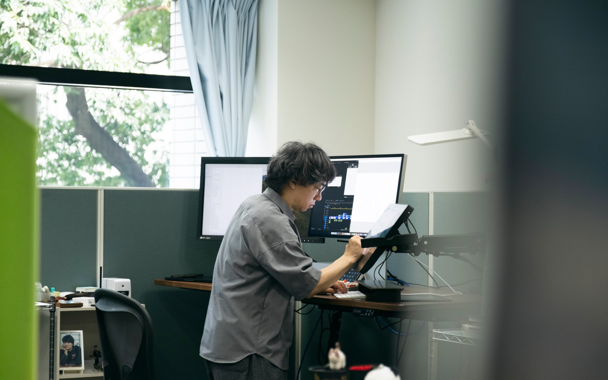 【壁姐姐的资讯箱】新海诚导演、CoMix Wave Films 制作的新电影，虽
