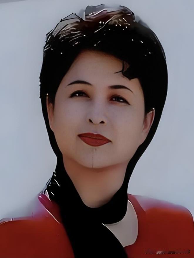 肖晓琳，央视"铁面美人"，以冷静犀利的风格主持《今日说法》《焦点访谈》，铸就中国