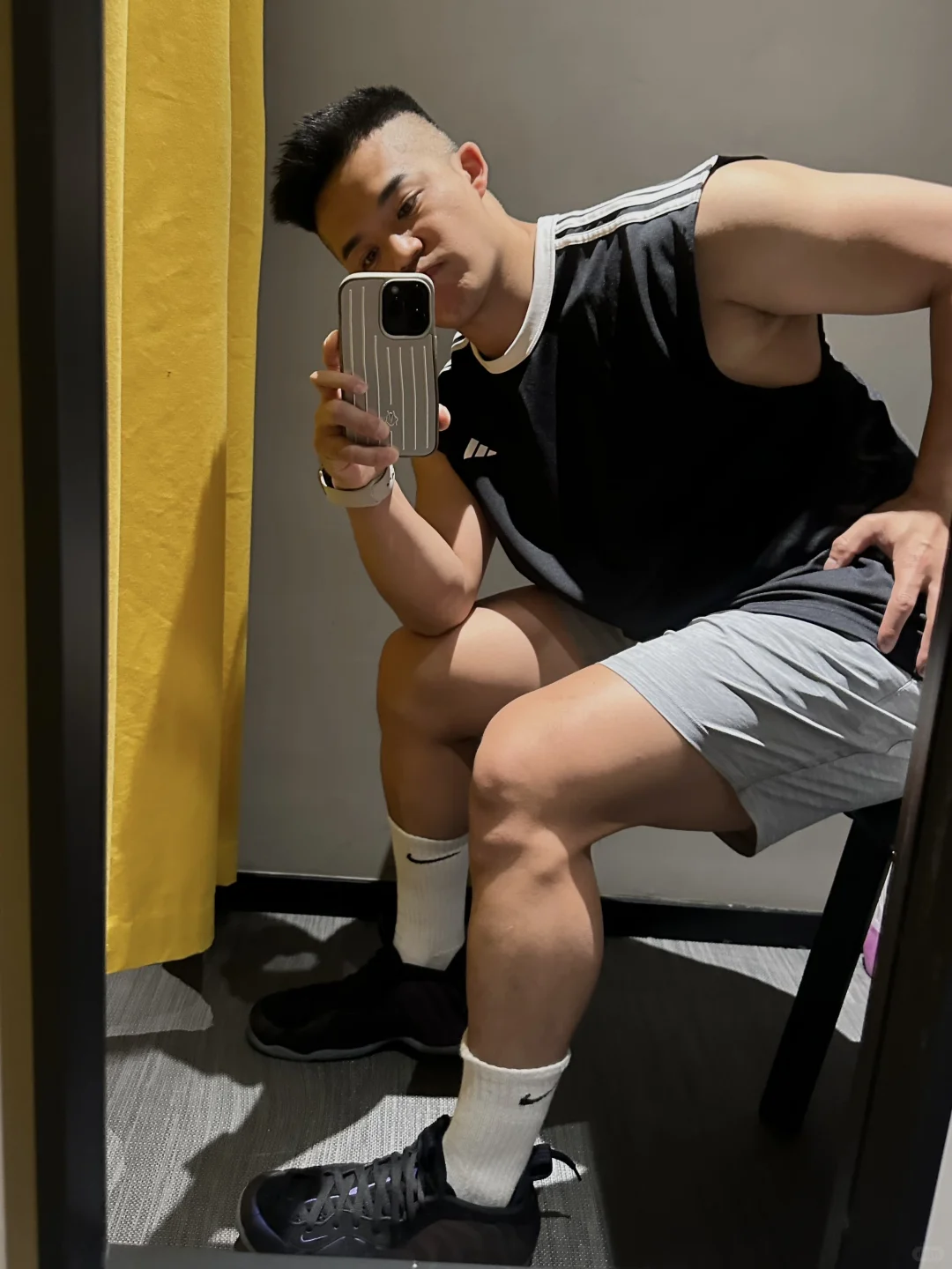 现在的情绪，都在为那天的选择而买单
