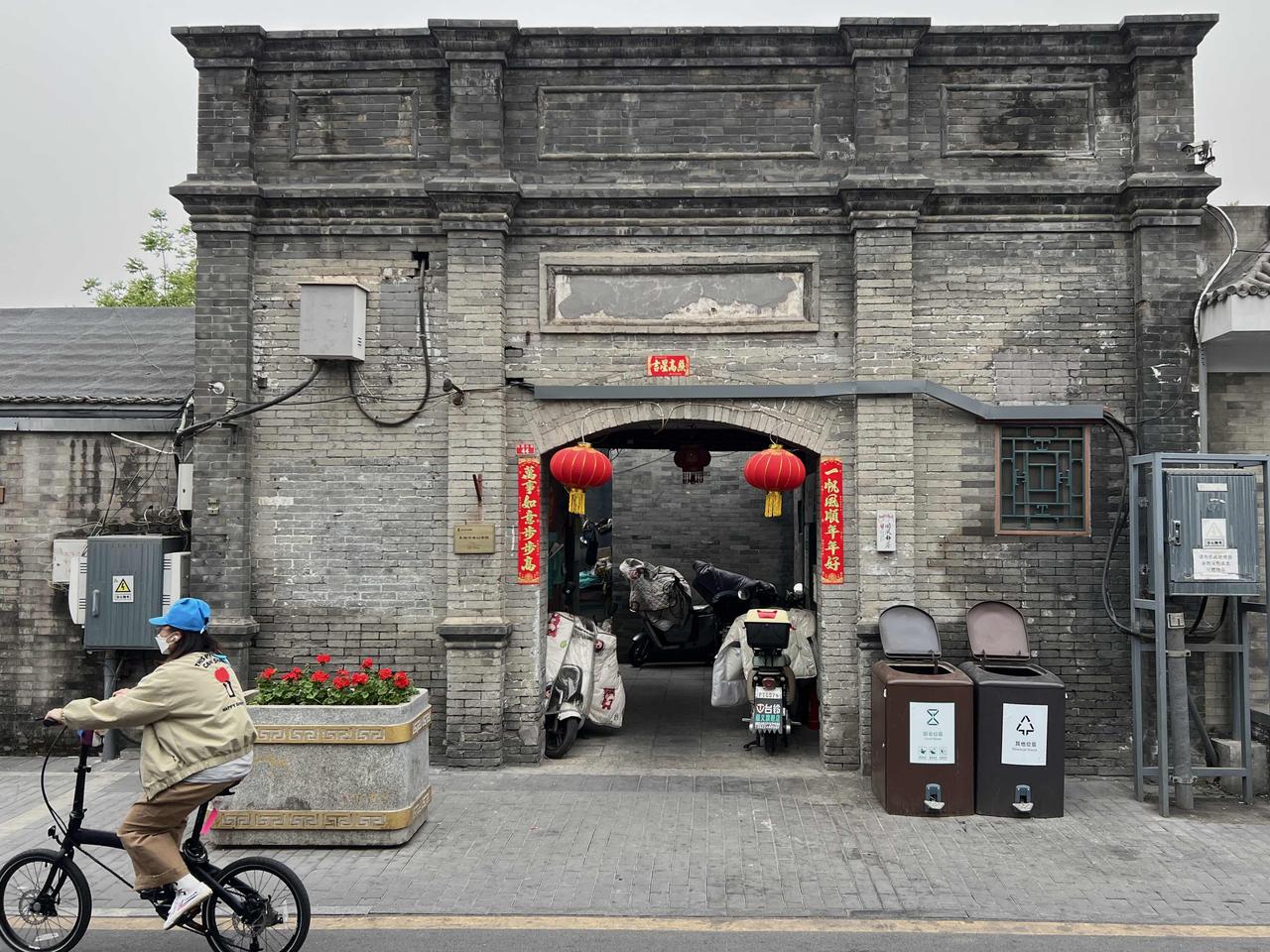 徐世昌在贵人袁世凯提携下，一路顺风顺水，从一介穷书生平步青云坐上了民国总统的宝座