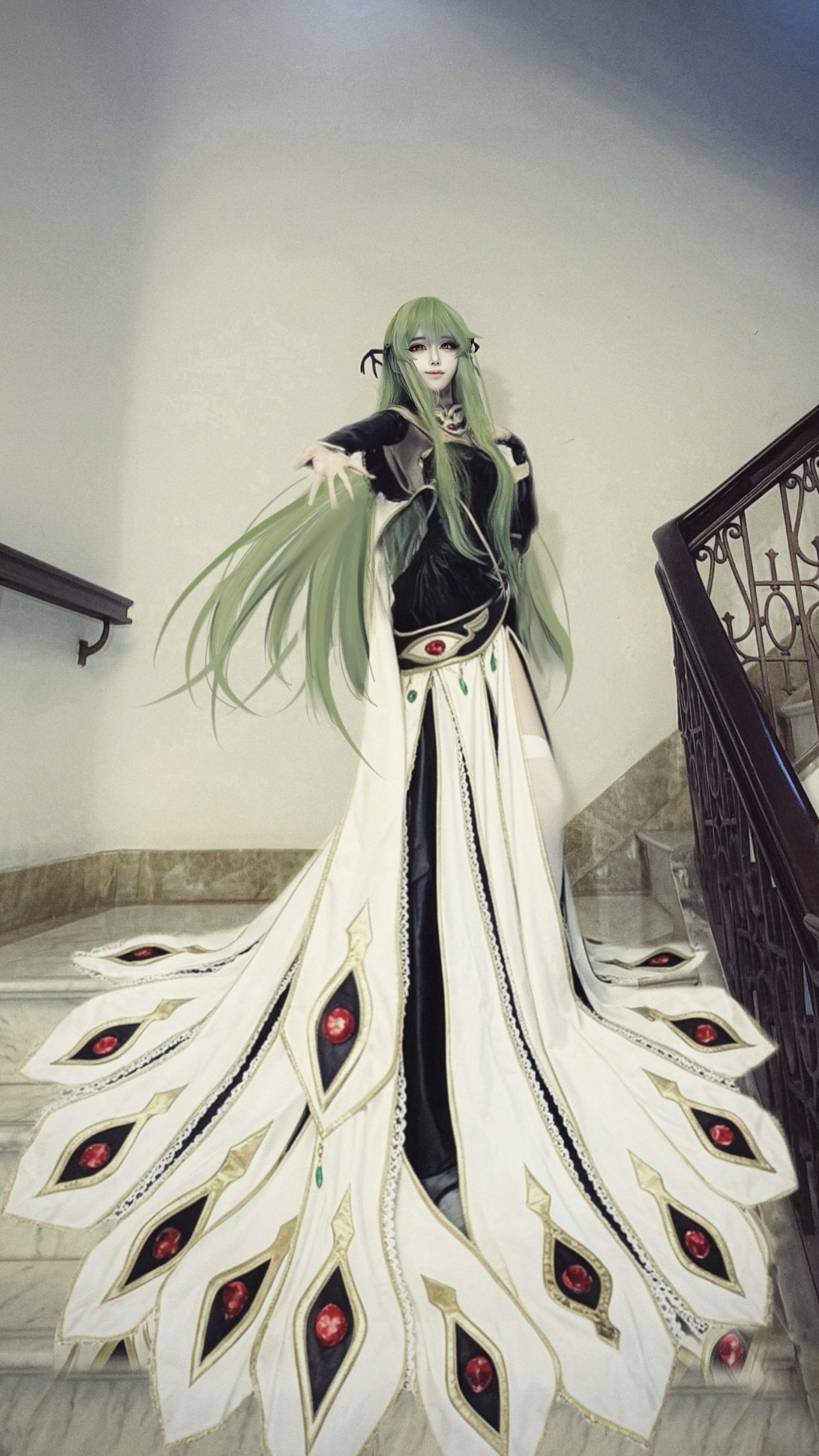 你们只需臣服。