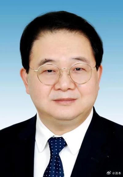 我曾经应邀访问西财智库并作主题演讲。西财智库坐落在西南财经大学主楼。西财智库在中