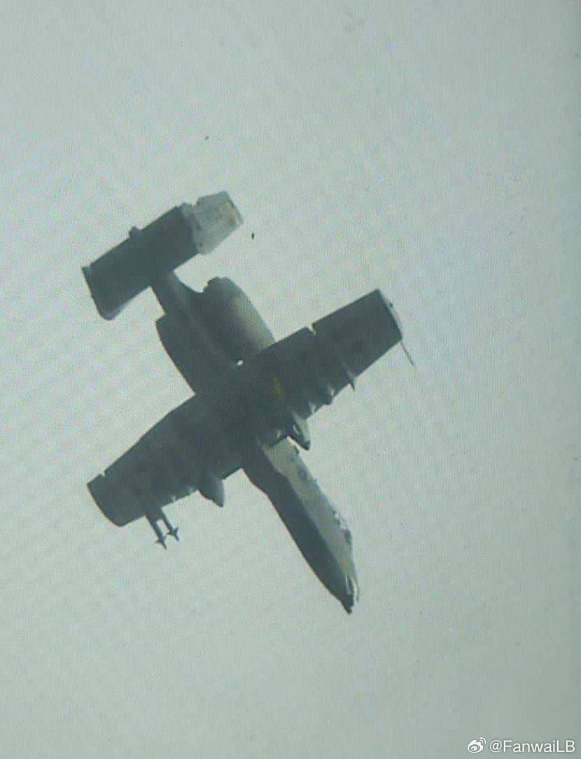 为了抢回f15飞行员，美国特朗普总统已派出a10去和卫队刚正面。英国川d粉：你能