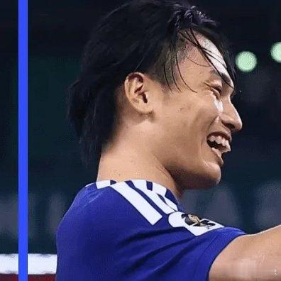 马宁被球员围攻06月21日讯 美加墨世界杯小组赛F组第2轮，日本4-0战胜突尼斯