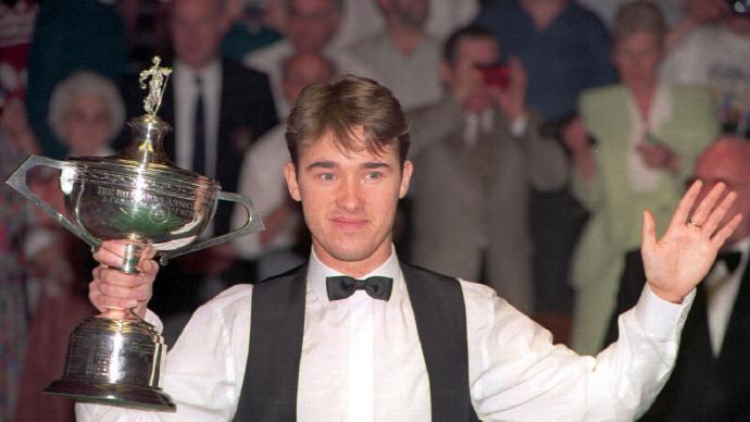 斯诺克：今天是七次世锦赛冠军、五次英锦赛冠军、六次大师赛冠军，“台球皇帝”斯蒂芬