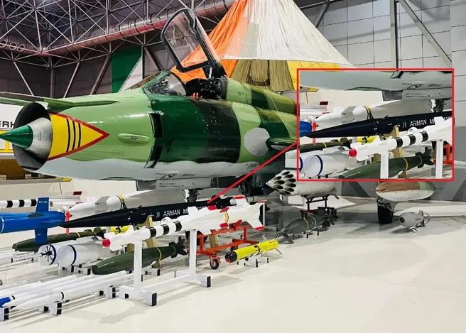 伊朗展示新型空射弹道导弹「阿尔曼」，俄罗斯或提供技术支持

近期，伊朗与俄罗斯的