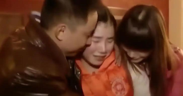 2005年，西安一名6岁女童不幸被拐卖，整整九年她隐忍不发，每天背自己的家庭地址