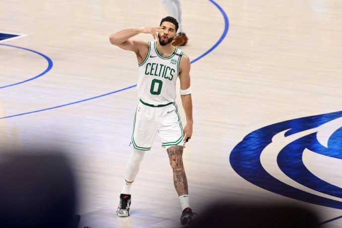 #凯尔特人或超级顶薪续约塔图姆#总冠军有了，啥都有了。凯尔特人将很快为塔图姆奉上