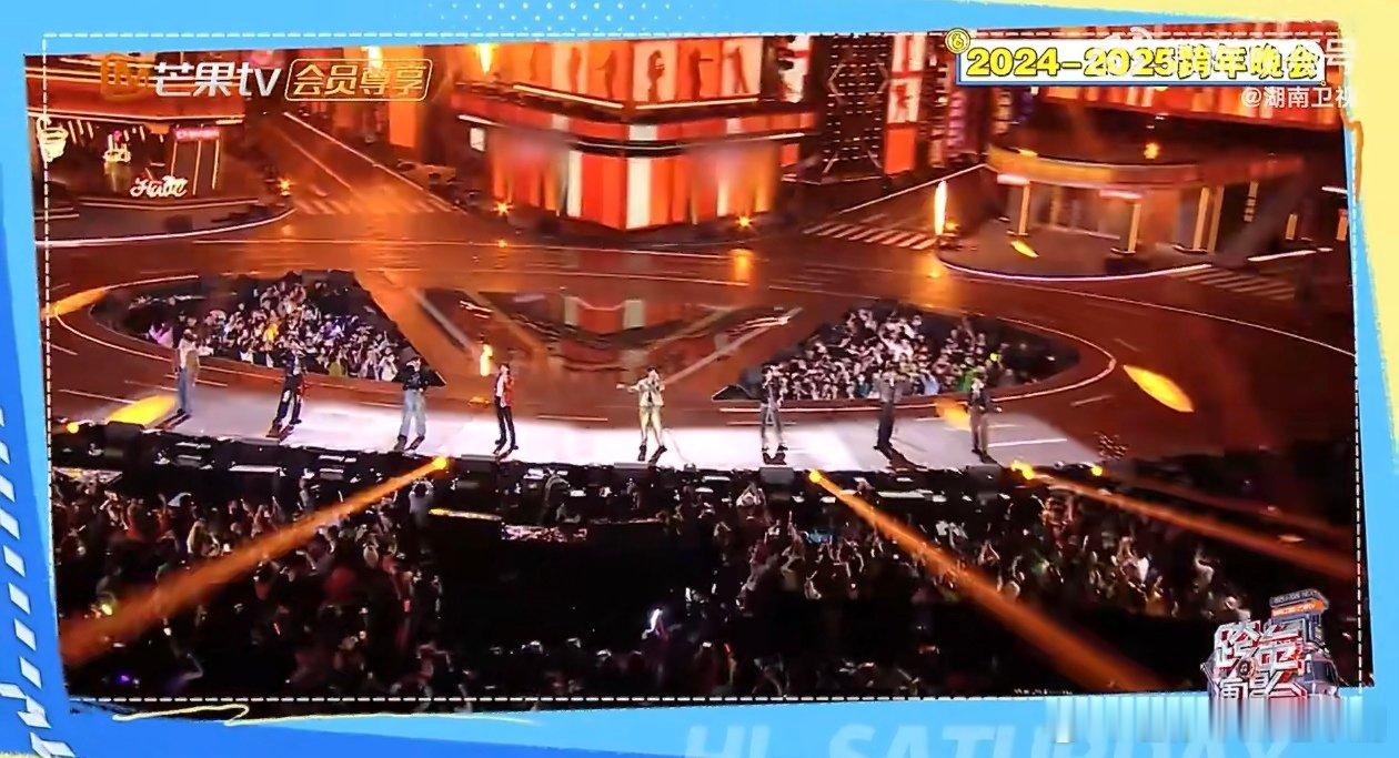 丁程鑫在跨年晚会上想问什么 跨年回顾环节里，《我要你管》舞台视频后，现场问小丁表