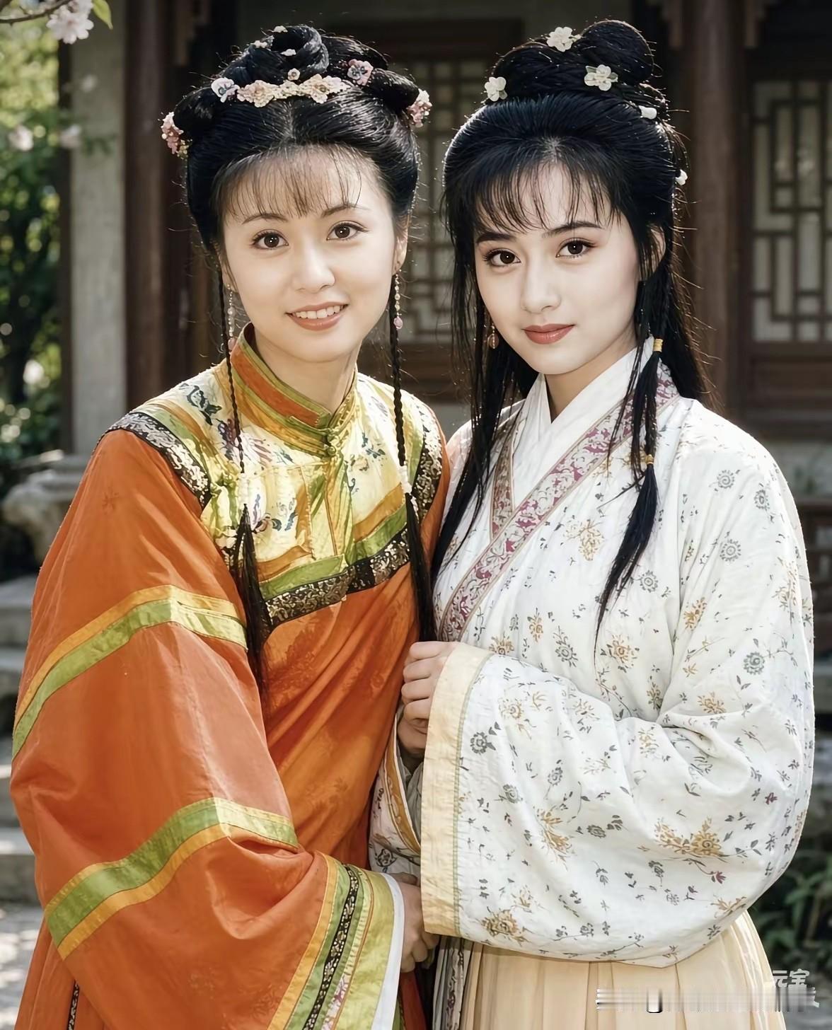 原来她们年轻的时候，关系那么好？