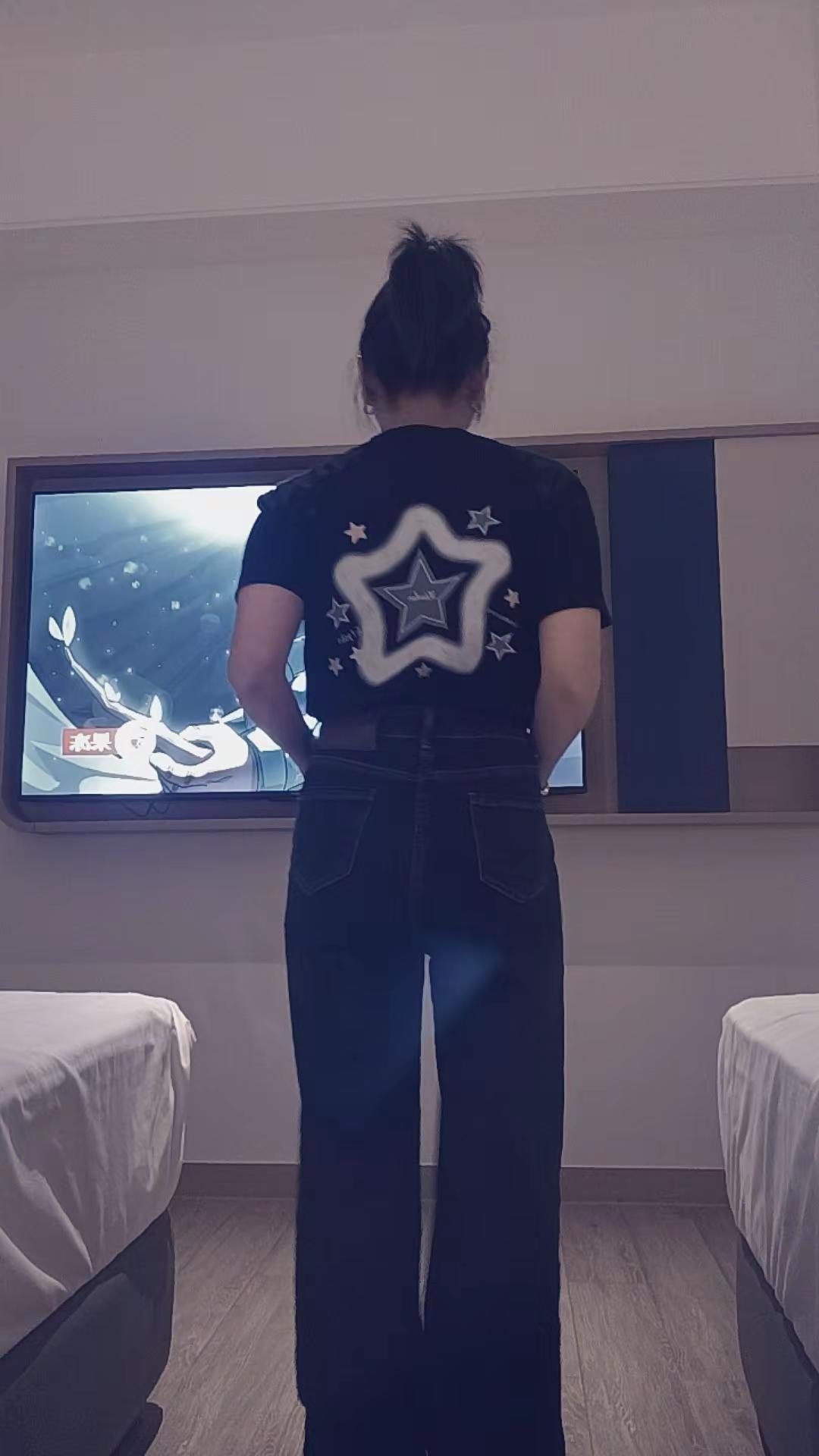 其实长得丑是很卑微的事情，只是我们没有办法左右，做好自己