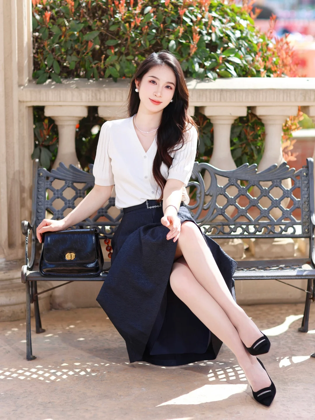 黑白通勤的优雅姐姐🖤
