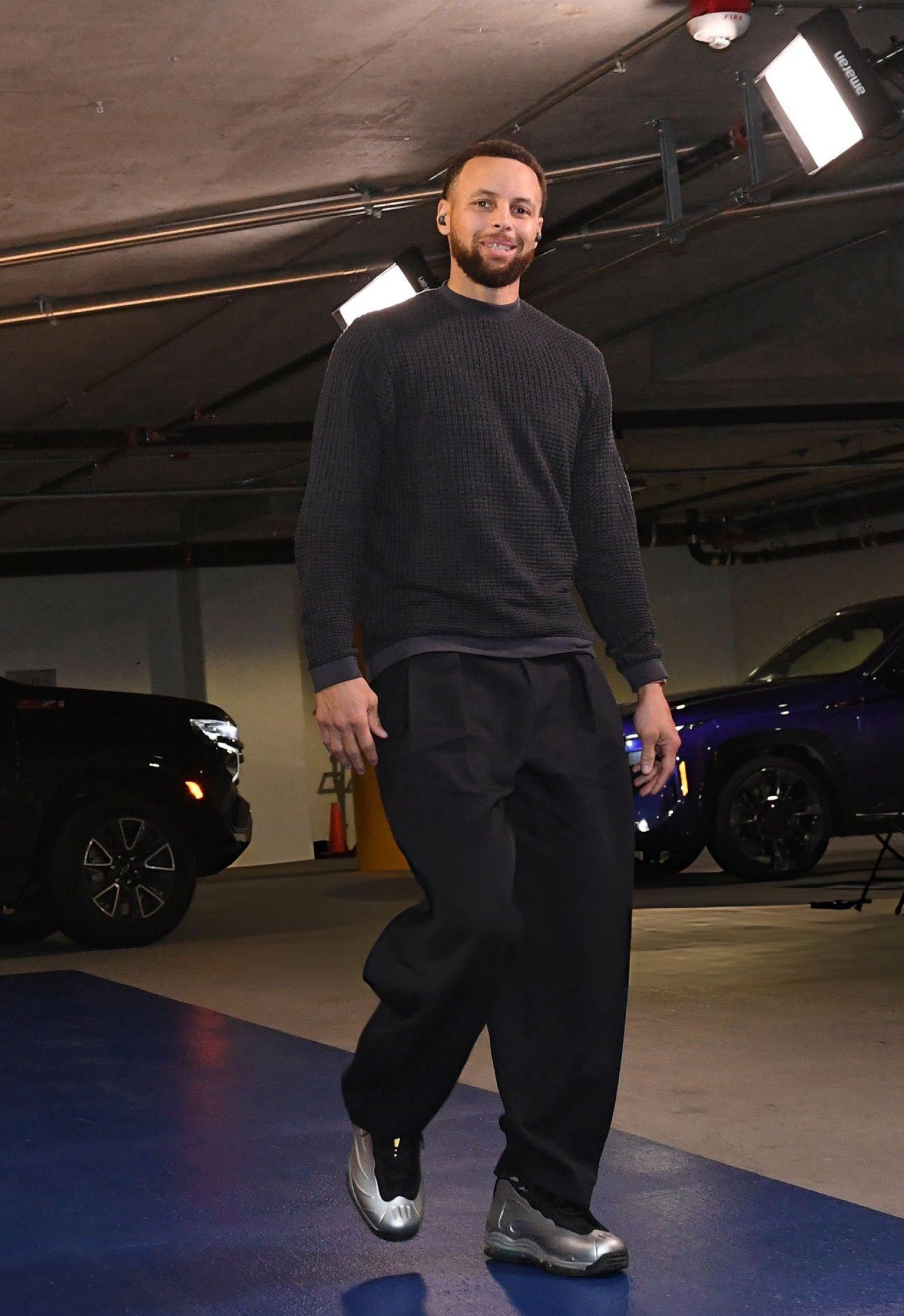 库里致敬邓肯勇士vs马刺超话创作官