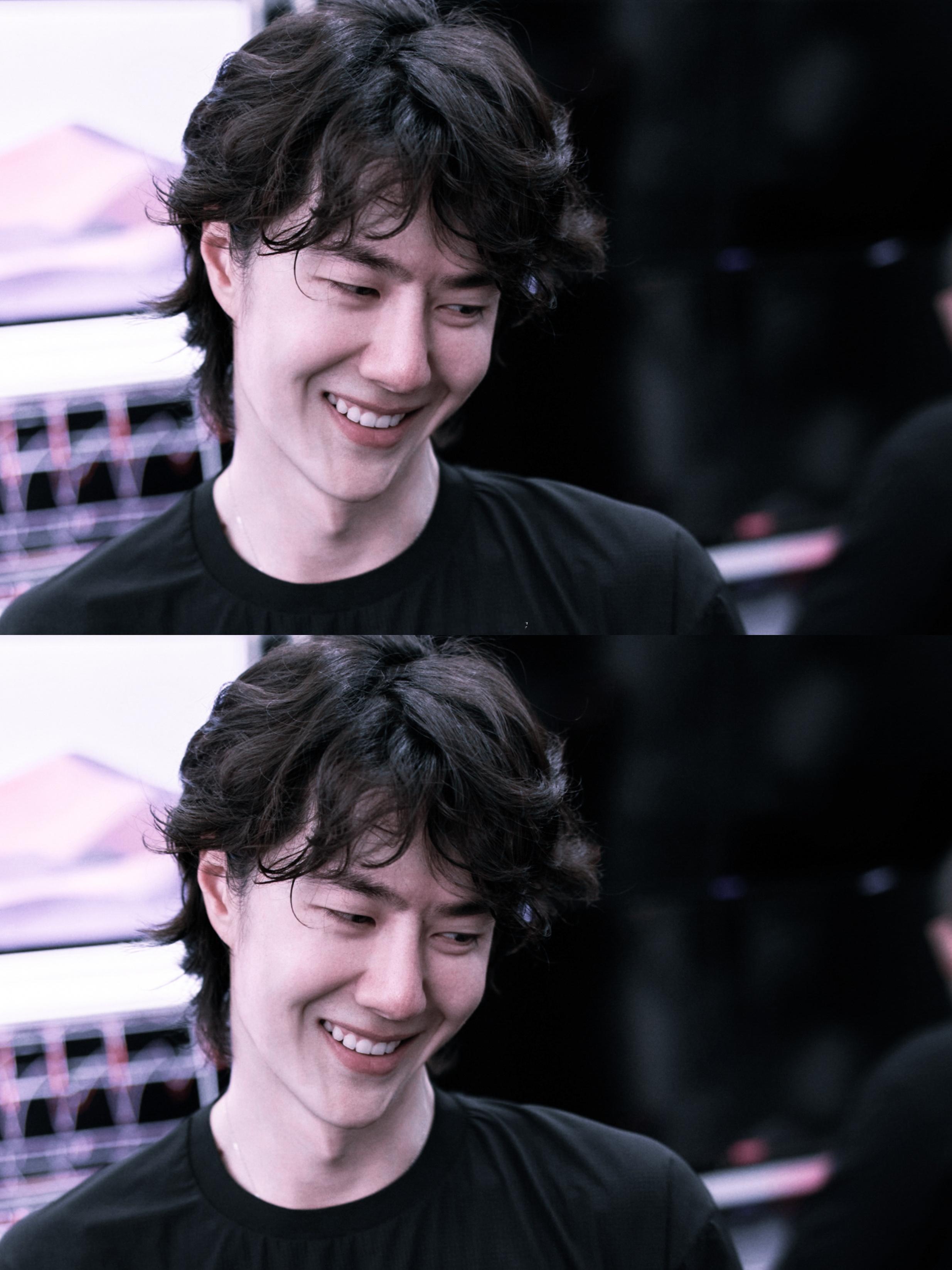 😊 