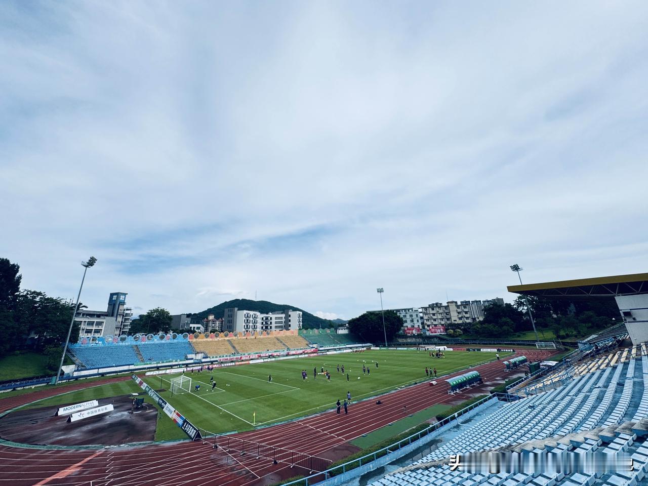 现场直击：间歇期结束，广州蒲公英德桦绿建回到增城主场开启保级组首回合比赛，对阵武