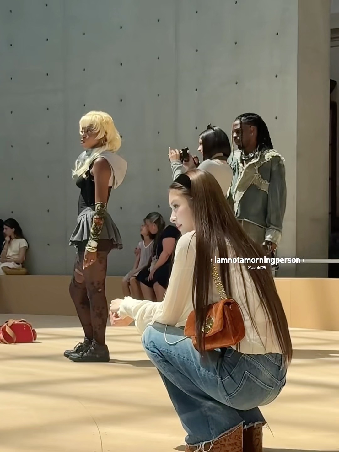 Anna田中杏奈被偶遇的原相机live图，女神真的连头发丝都是完美的！ 